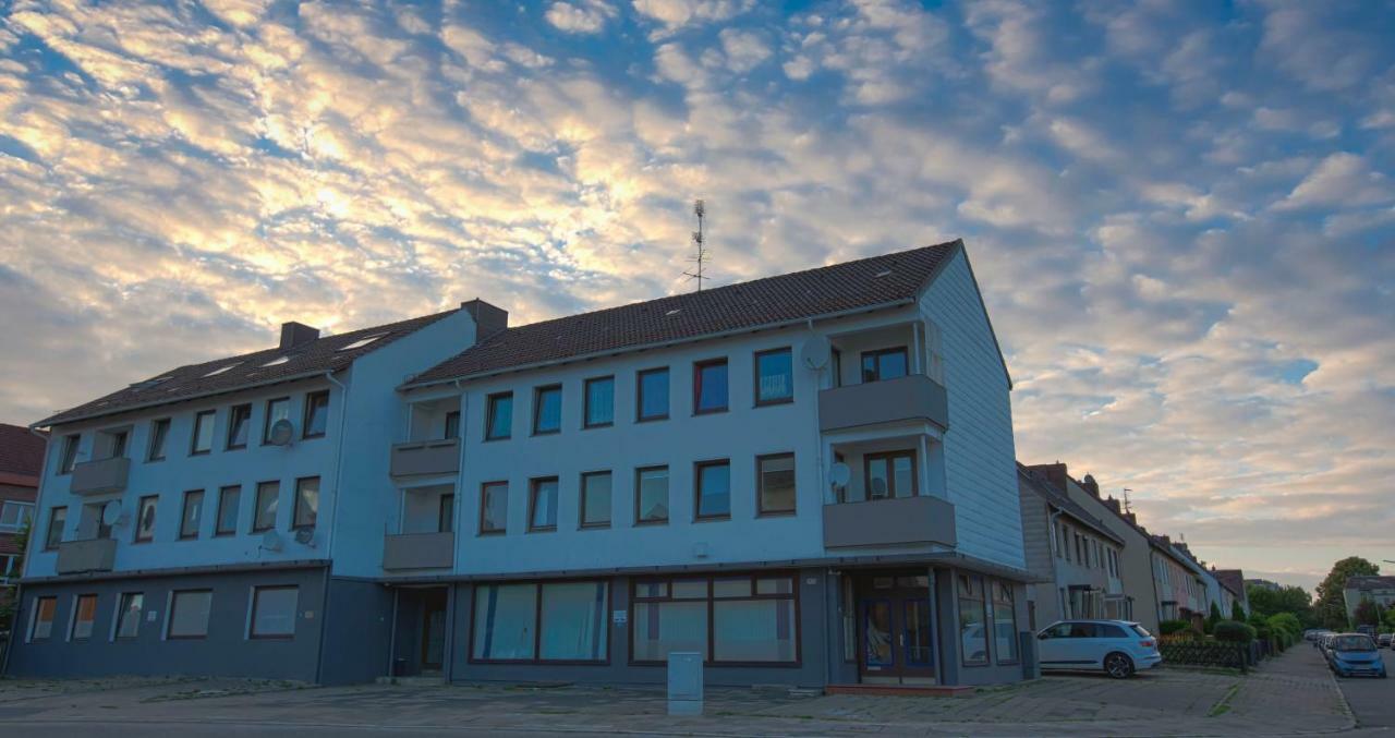 Avr Apartment Hof 1 Bremerhaven Buitenkant foto